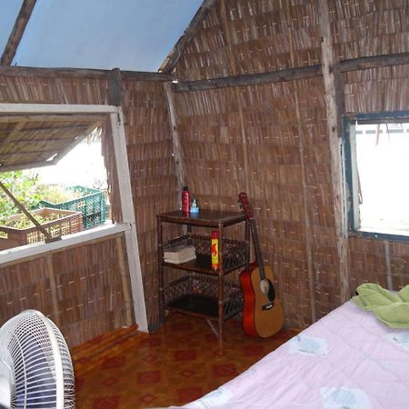 New Phiman Riverview Guesthouse Bangkok Exterior photo
